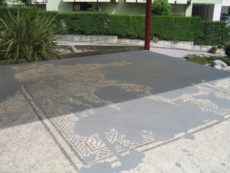 Via dei Mosaici 0